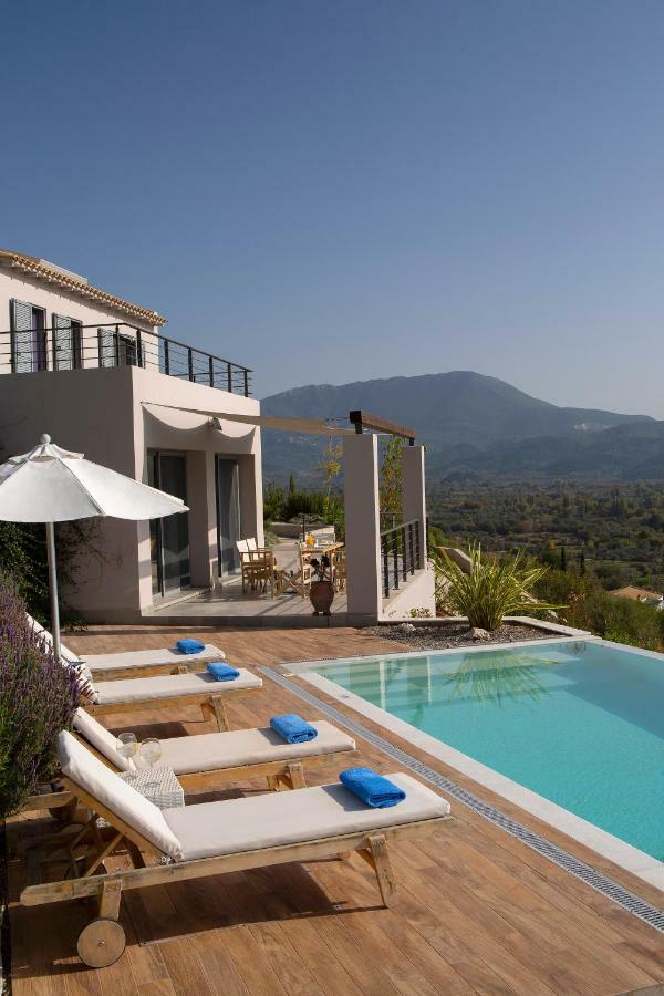 Anemos Luxury Villas 바실리키 외부 사진